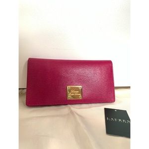 •RALPH LAUREN Sloan Street Slim Wallet•